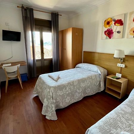 Montero Sestao Bilbao Hotell Trapagaran Eksteriør bilde