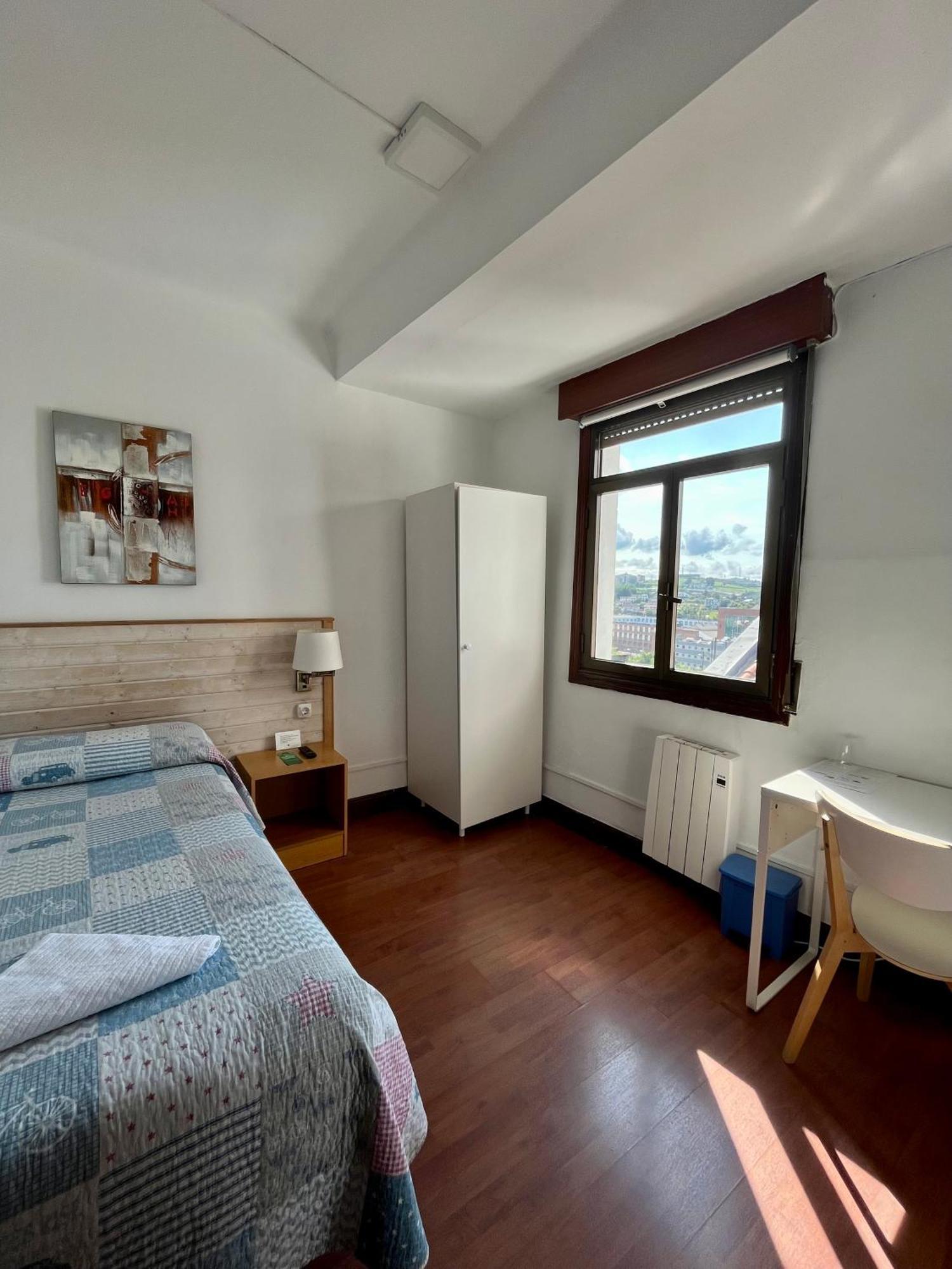 Montero Sestao Bilbao Hotell Trapagaran Eksteriør bilde